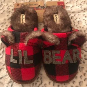 Red and Black new dearfoam slippers